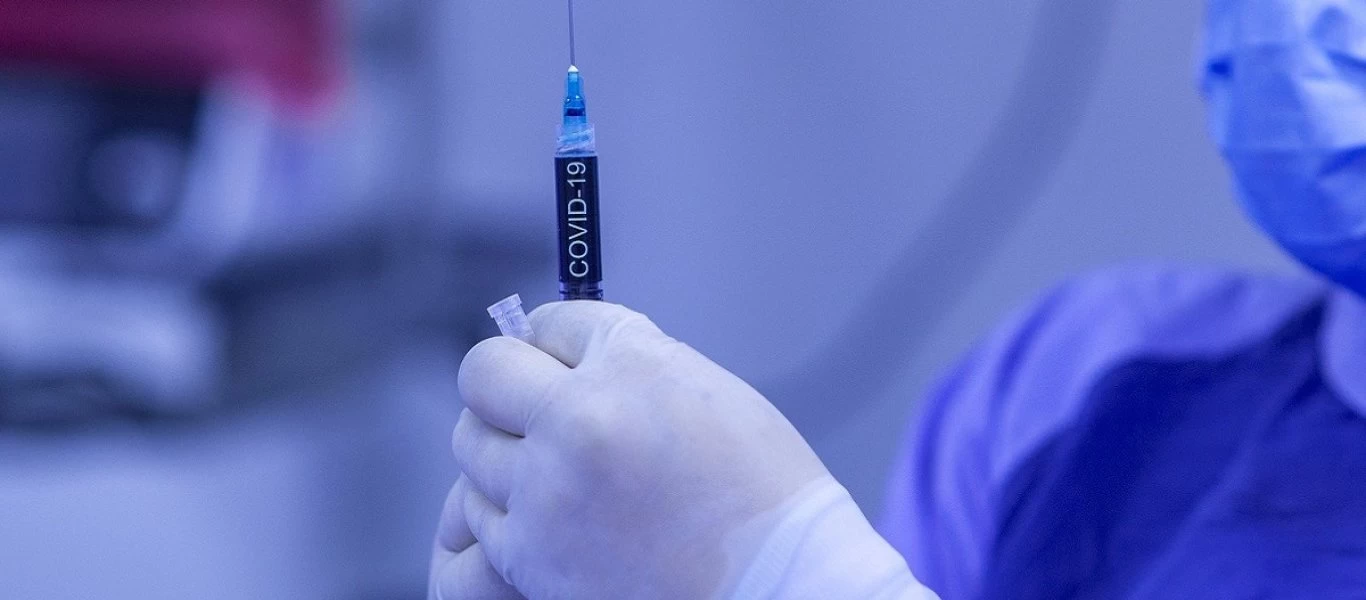 Τα θύματα των εμβολίων στην Ελλάδα: Νεκρή 63χρονη - Ποιες είναι οι περιπτώσεις θρομβώσεων που ανησυχούν